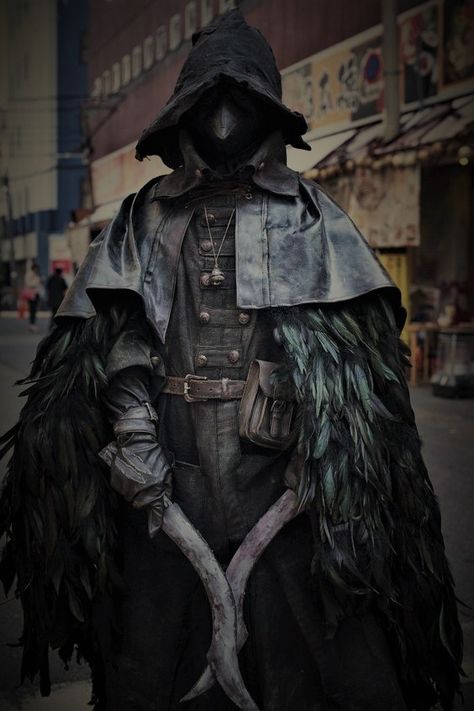 Colorful Steampunk Outfits, Plague Doctor Outfits, Plague Doctor Outfit, Plague Doctor Cosplay, Bloodborne Cosplay, Eileen The Crow, Plague Doctors, Bloodborne Art, Doctor Outfit