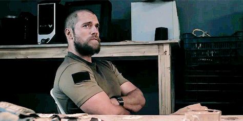 Henry Cavill as Captain Syverson on "Sand Castle" Captain Syverson, Mission Impossible 6, Charles Brandon, Love Henry, Green Beret, Water System, School Help, Netflix Streaming, Someone New