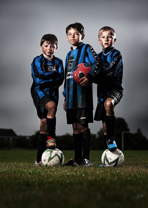 Creating Hero Portraits - Mastering Portrait Photography Low Camera Angle, Football Poses, Soccer Photography, Lighting Pattern, Sport Portraits, Plains Background, Three Boys, Film Posters, Meet The Team