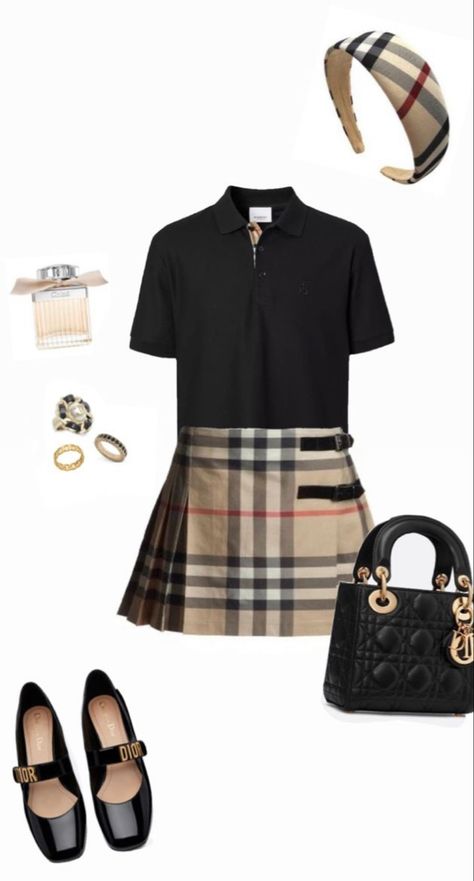 Burberry Outfits Women, Preppy Outfit Ideas For School, Old Money Girl, Outfit Ideas Preppy, Shirts Preppy, Back To School Preppy, Preppy Shirts, Royal Background, Preppy Brands