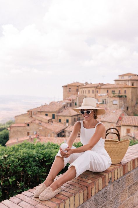 Tuscany For Our Anniversary Part 1. | Gal Meets Glam Travel Outfit Plane, Style Parisienne, Julia Berolzheimer, Our Anniversary, Europe Outfits, Italy Outfits, Gal Meets Glam, European Summer, Vacation Outfits