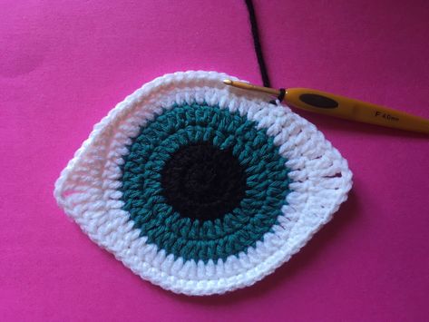 Talisman Eye Crochet Pattern Eye Crochet Pattern, Eye Crochet, Crochet Eyes, Hula Hoops, Mode Crochet, Double Crochet Stitch, Crochet Flower Patterns, Crochet Applique, Amigurumi Free