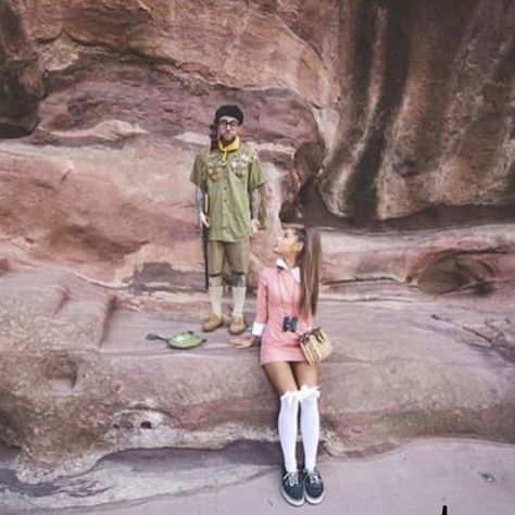 Ariana Grande And Mac Miller, Celebrity Couple Costumes, Mac Miller Ariana, Halloween Couple Costumes, Mac Miller And Ariana Grande, Epic Halloween Costumes, Ariana Grande Mac, Celebrity Halloween, Halloween Couple