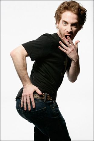 ahaha Seth Green Green Pics, Seth Green, I Want To Cuddle, Wiggle Wiggle, Tv Chefs, Male Celebrity, Seth Rogen, Comedy Quotes, People Laughing