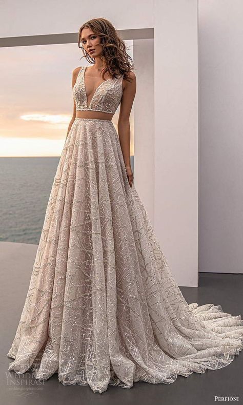 A Line Ball Gown, Dress Lehenga, Timeless Bride, Simple Lehenga, Latest Bridal Lehenga, Trendy Outfits Indian, Wedding Lehenga Designs, Reception Gown, Indian Bride Outfits