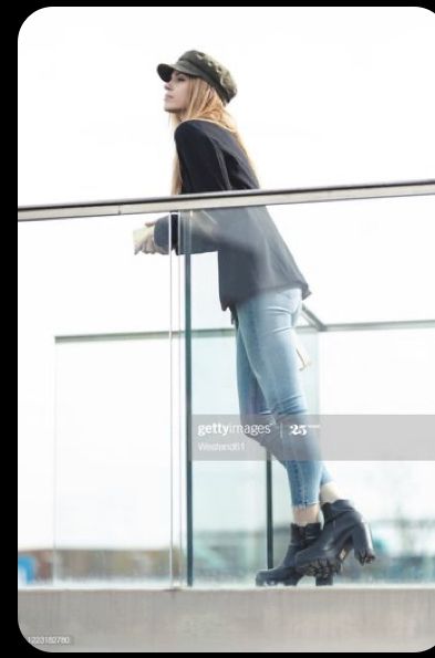 Leaning On Railing, Distance Photography, Bow Pose, Photography Posing Guide, Posing Guide, Human Poses Reference, Animation Reference, Human Poses, Woman Portrait