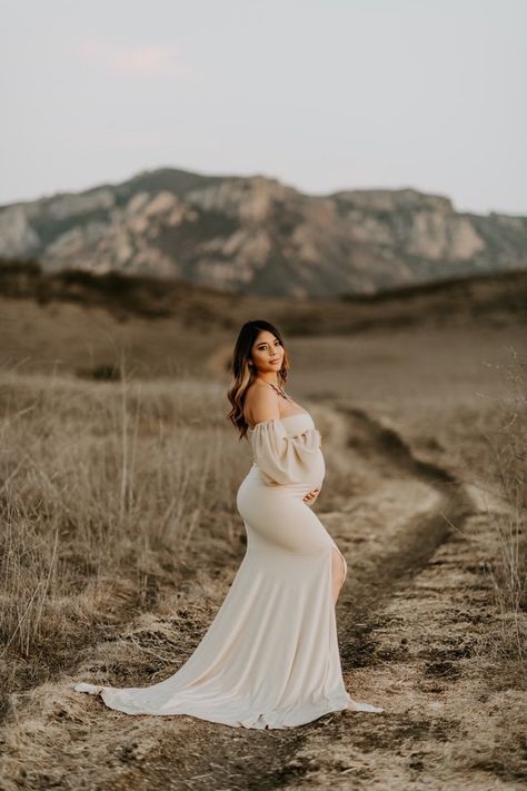 Couple maternity pictures