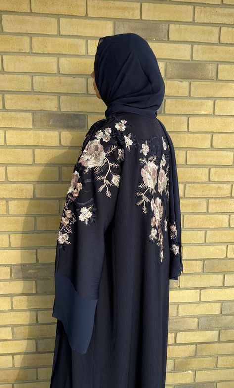 Abaya With Buttons, Party Wear Dress Design, Floral Abaya, Dress Design For Women, Abaya And Hijab, Abaya Embroidery, Black Abaya Designs, Abaya Collection, Abaya Designs Latest