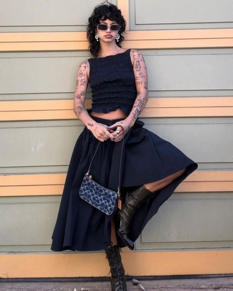 All Posts • Instagram Midsize Outfits, Goth Outfits, Look Cool, Look Fashion, Passion For Fashion, Spring Time, Fashion Inspo Outfits, Dress To Impress, Outfit Inspirations