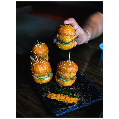 Pooja Mehta on Instagram: “Had these Vada-Pav Sliders @masala_bar  A must visit place for Fusion food lovers 🤍 . . . . . . Follow @thesoulfoodie_01 for more such…” Pav Sliders, Vada Pao, Dark Food, Dark Food Photography, Fusion Food, Indian Food Recipes, Diwali, Sliders, Food Lover