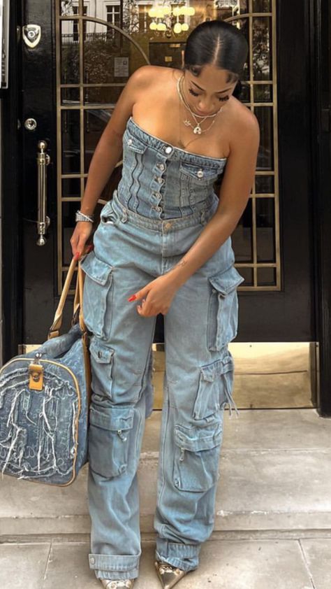 Jeans Top Ideas, Full Jeans Outfit, Denim Party Outfit, Full Denim Outfit, Demin Outfit, Blue Denim Outfits, Cargopants Streetwear, Birthday Outfit Ideas For Women, All Denim Outfits