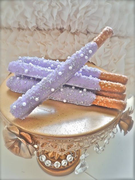 Purple Desserts, Covered Pretzel Rods, Chocolate Covered Pretzel, Dragon Birthday Parties, Chocolate Covered Pretzel Rods, Daisy Party, Chocolate Wedding Favors, Chocolate Spoons, Butterfly Birthday Party