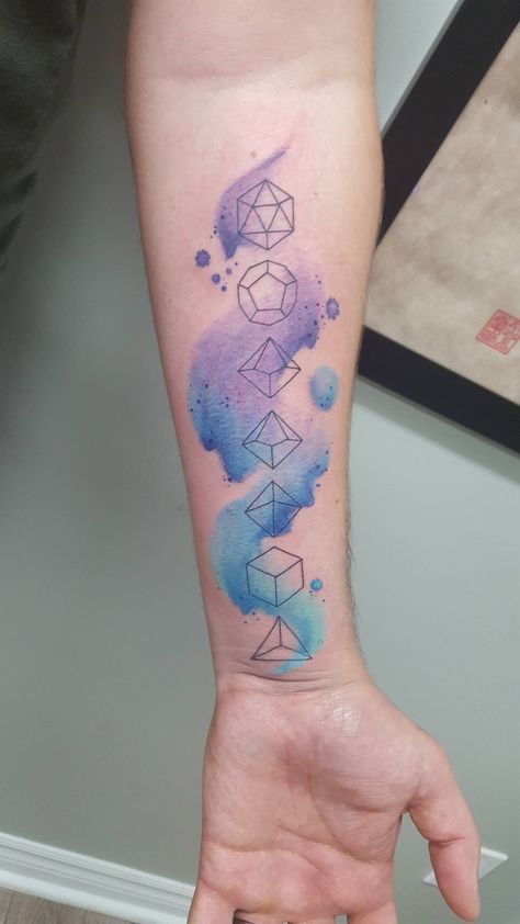 Imgur needs more tattoos! - Album on Imgur Dungeons And Dragons Ideas, Lotus Geometric, Dice Tattoo, Tattoo Lotus, Nerd Tattoo, Fantasy Tattoos, Muster Tattoos, D Tattoo, Tattoed Girls