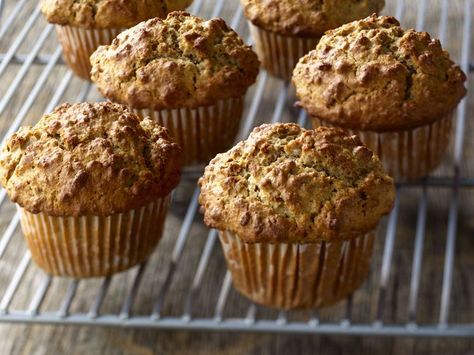 Easy Grape Nuts Muffins Recipe Egg Free Banana Muffins, Healthy Bran Muffin Recipe, Vegan Banana Bread Muffins, Bran Muffin Recipe, Vegan Gluten Free Banana Bread, Bran Buds, Bran Muffins Healthy, Nutella Muffin, Bran Muffin