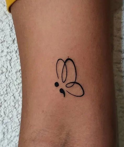 Miniature Tattoos, Wörter Tattoos, Henne Tattoo, Coke Studio, Butterfly Tattoo Meaning, Tato Henna, Tattoo Meanings, Small Butterfly Tattoo, Butterfly Tattoos For Women