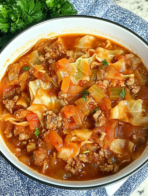 Cabbage Roll Soup Stuff Cabbage Soup Easy Recipes, Deconstructed Cabbage Roll Soup, Galumpki Soup, Unrolled Cabbage Soup, Stuffed Cabbage Roll Soup, Stuff Cabbage Soup, Crockpot Cabbage Soup, Crockpot Cabbage Roll Soup, Deconstructed Cabbage Rolls