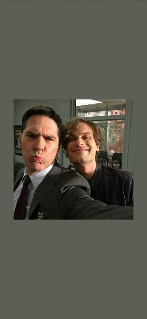 Matthew Gray Gubler Lockscreen, Crimal Minds Wallpaper, Spencer Reid Wallpaper Laptop, Spencer Reid Lockscreen, Aaron Hotchner Wallpaper, Dr Reid, Aaron Hotchner, Dr Spencer Reid, Future Wallpaper