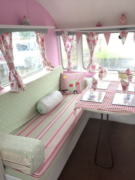 Vintage 'Shabby Chic' Caravan in Cars, Motorcycles & Vehicles, Campers, Caravans & Motorhomes, Caravans | eBay Shabby Chic Caravan, Caravan Vintage, Camper Vintage, Vintage Camper Interior, Caravan Decor, Camping Vintage, Caravan Makeover, Vintage Camper Remodel, Caravan Renovation