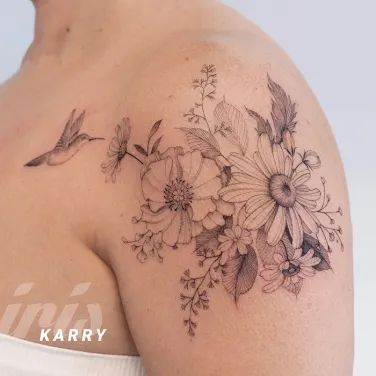 Feminine Shoulder Tattoos, Women's Shoulder Tattoo, Front Shoulder Tattoos, Shoulder Cap Tattoo, Tattoo Artist Tattoo, Mastectomy Tattoo, Floral Tattoo Shoulder, Shoulder Blade Tattoo, Cool Wrist Tattoos