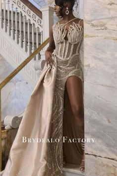 Rose Gold Prom Dress Black Women, Brown Prom Dresses Black Women, Gold Prom Dresses Black Women, Md Poses, Tan Prom Dress, Prom Black People, Black And Gold Prom Dress, Sleeveless Corset Top, Glitter Corset