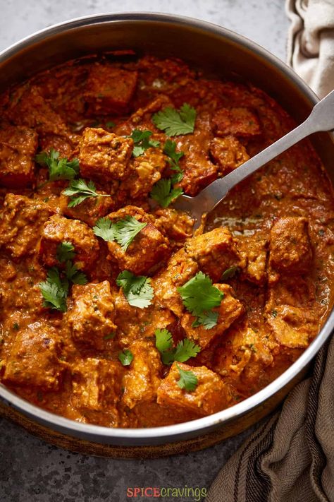 Tofu Tikka Masala - Spice Cravings Crispy Tofu Curry, Tofu Curry Recipes Indian, Tofu Indian Recipes, Tofu Tikka Masala Recipe, Tofu Tikka Masala, Tofu Tikka, Vegan Tikka Masala, Tofu Cubes, Vegetarian Lunches