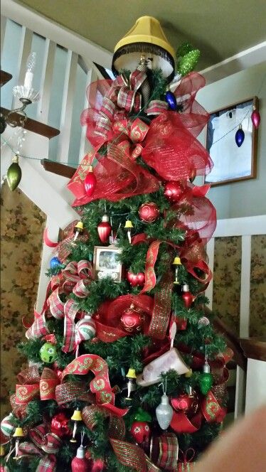 Christmas Story Tree Ideas, A Christmas Story Tree, Christmas Story Tree, Christmas Story, Christmas Tree Themes, A Christmas Story, Christmas Spirit, Christmas Wreaths, Christmas Decorations