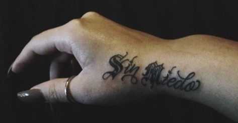 Chula Tattoo, Tmc Tattoo, Chicana Tattoos For Women, Chola Tattoo Ideas, Chicano Tattoos Lettering, Side Hand Tattoos, Art Chicano, Chicano Tattoos Sleeve, Cute Hand Tattoos