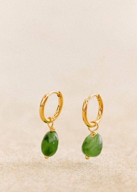 Charlotte Hoops - Gold / Green - 3 micron Gold-plated metal - Sézane Diy Gold Earrings, Nb Fashion, Cool Craft Ideas, Aesthetic Collection, Diy Gold, Porcelain Earrings, Style Bundle, Earrings Making, Hoops Gold