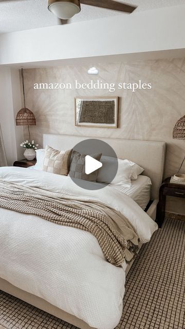 Chelsea Alysa | Home & Lifestyle | Miami, Fl on Instagram: "comment A20 for links to my @amazon bedding favorites 🤎  For the down comforter - it’s the super king size and I have the medium weight paired with the Cali king size of the duvet cover. For the neutral checkered throw pillow, I have similar options linked on the LTK post if they’re still sold out! 🤎  Bamboo sheets @gokotta.us  Down comforter @apsmileduvet  Duvet cover and throw blanket @bedsurehome  Pillow covers @amazon @doublestitchhome   ▫️follow @groundedinneutral for more cozy home content  ▫️shop my feed on LTK & Amazon Storefront - links are in my bio!   #neutralbedroom #bedroomdecor #bedding #makethebed #cozyhome #cozyvibes #neutralhomedecor ⁣⁣⁣  neutral home decor, bedroom styling, cozy home, hygge, bedding, sheets, du Duvet Cover Amazon, Bedding King Size Ideas, King Bed Comforter Ideas, Amazon Bedding Ideas, Bedding Ideas Neutral, Hygge Bedding, How To Layer Bedding, How To Layer A Bed, King Size Bedding Ideas