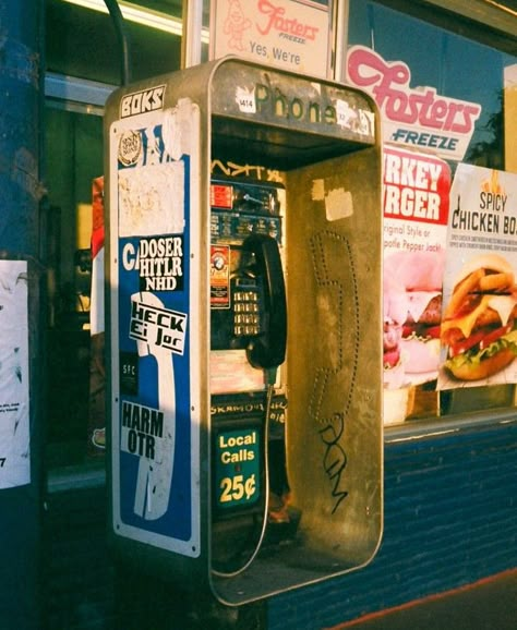 Retro Phones Aesthetic, 80s Road Trip Aesthetic, Landline Phone Drawing, Retro Product Photography, 90s Telephone, Aesthetic Photos Vintage, Public Phone, Jamel Shabazz, Telephone Box