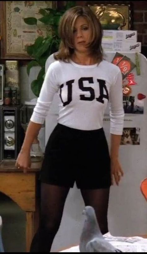 Jennifer Aniston 90s, Estilo Rachel Green, Rachel Green Friends, Rachel Green Style, Rachel Green Outfits, Rachel Friends, Black Kids Fashion, Jenifer Aniston, Iconic 90s