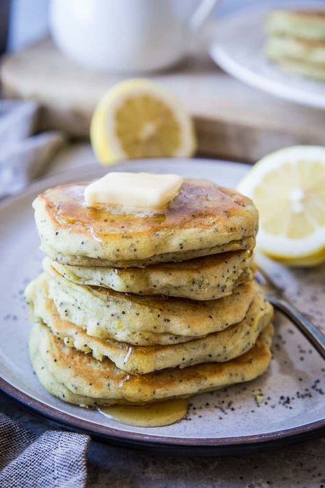 Vegan Lemon Poppy Seed Pancakes - gluten-free, dairy-free healthy pancake recipe #breakfast Poppyseed Pancakes, Lemon Poppy Seed Pancakes, Poppy Seed Pancakes, Caramelized Fruit, Lemon Poppyseed Pancakes, Vegan Egg Replacement, Spring Breakfast, Sweet Potato Skillet, No Flour Pancakes