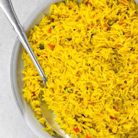 Best Yellow Rice Recipe, Greek Yellow Rice Recipe, Yellow Rice Recipe Easy, Cuban Yellow Rice Recipe, Mexican Yellow Rice Recipe, Mexican Yellow Rice, Homemade Yellow Rice, Easy Yellow Rice, Hosting Food