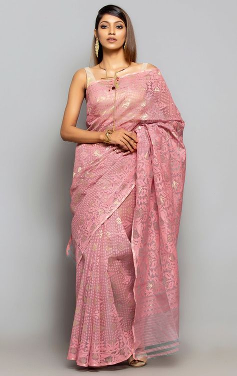 Modern Sarees, Trending Saree, Dhakai Jamdani Saree, Cotton Saree Designs, Fashion Network, Modern Saree, Indian Men Fashion, Bridal Lehenga Red, Simple Sarees