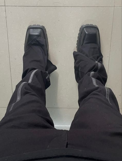 Balenciaga Trooper Boots, Trooper Boots, Fenty Puma, Bow Sneakers, Black Sneaker, Puma Sneaker, All Black Sneakers, All Black, Balenciaga