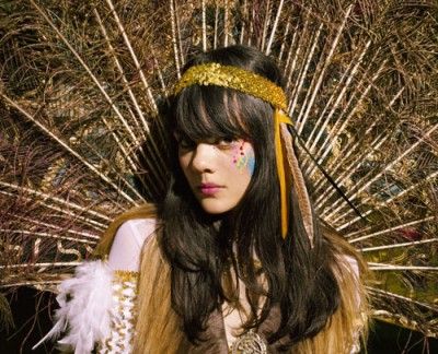 Natasha khan Natasha Khan, Bat For Lashes, Fleetwood Mac, Music Fashion, Kate Moss, Colorful Makeup, Britney Spears, New Music, Festival Captain Hat