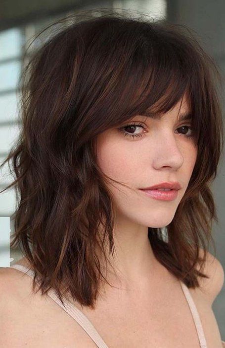 23 Beautiful Shoulder Length Hairstyles for Women - The Trend Spotter Tapered Medium Length Hair, Italy Hair, Shag Cut, Balayage Bob, Hairstyles 2024, Bangs With Medium Hair, Hair With Bangs, Grey Style, Penteado Cabelo Curto