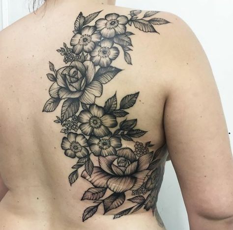 Large Floral Tattoo, Rebecca Tattoo, Vincent Tattoo, Rebecca Vincent, Magnolia Tattoo, Tattoo Floral, Flower Tattoo Back, Sunflower Tattoos, Stomach Tattoos