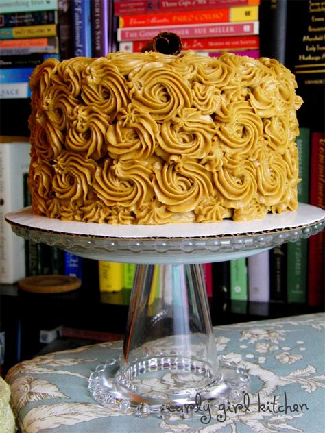 Rum Buttercream, Diy Cake Recipes, Fluffy Coffee, Dark Chocolate Cake Recipes, Easy Dinner Party Recipes, Chocolate Layer Cake Recipe, Cream Filling Recipe, Chocolate Espresso Cake, Espresso Cake