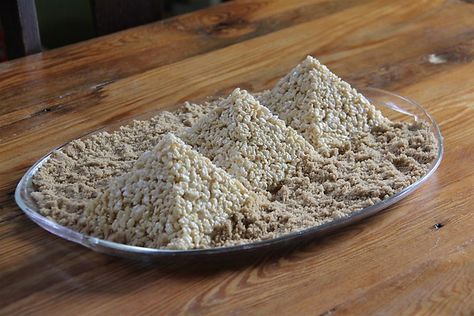 Chasing Cheerios: The Pyramids of Giza...A Fun Rice Crispy Treat! Egyptian Activities, Egypt Vbs, Ancient Egypt Crafts, Sand City, Egypt Lessons, Ancient Egypt Unit, Rice Crispy Treat, Egypt Crafts, Tapestry Of Grace