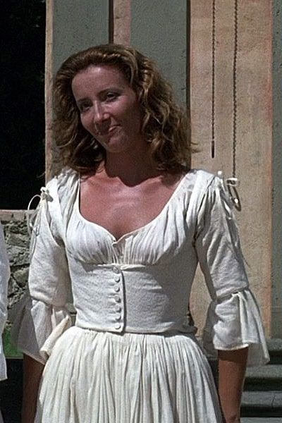 TBT: Much Ado About Nothing (1993) – Beatrice Much Ado About Nothing, Peasant Fashion, Shakespeare Movies, Fairy Oak, Cartridge Pleats, Much Ado About Nothing, Kenneth Branagh, Emma Thompson, Cedric Diggory