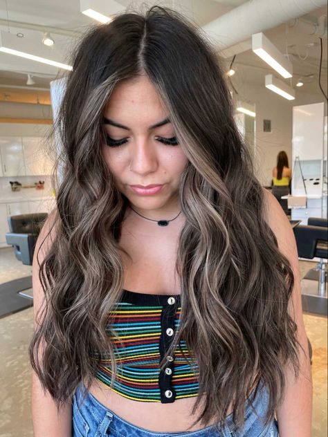 Dark Extensions With Money Piece, Dark Ashy Brown Hair With Money Piece, Ash Brown Money Piece On Dark Hair, Brown Hair Money Piece Highlights, Halo Highlights Brunette, Fall 2022 Hair Trends Haircuts Medium, Black Hair Balayage Latina, Ashy Highlights On Dark Hair, Dark Highlights On Brown Hair