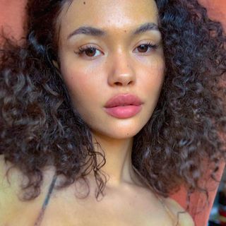 Isabella Peschardt, Biracial Women, Essence Makeup, Dramatic Hair, Olive Skin, Hair Flip, Grow Strong, Doing Something, Forever Young