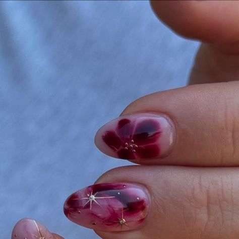 DIANA • Illinois Nail Tech • Structured Gel Manicures on Instagram: "🍒🍷🥀 $170 | 2hrs 10mins
live-streamed a nail art tutorial for this and saved for subs
• 6 week retention | rebalance $35
• shorten + reshape $20
• modified + detailed dry e-file cuticle work x hard gel structured manicure on her natural short length tapered oval nails $75
• flower x marble blooming gel nail art, hand painted nail art x isolated gold chrome detailing $40" Structured Manicure, Blooming Gel Nail Art, Hand Painted Nail Art, Blooming Gel, Gel Manicures, Painted Nail Art, Gold Chrome, Hard Gel, Oval Nails