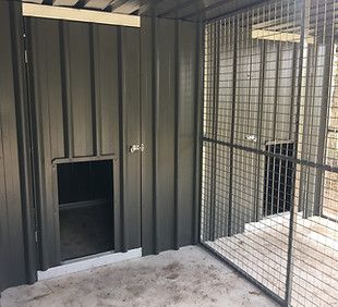 Steel Dog kennel with mesh run Garage Dog Kennel Ideas, Door Sheds, Kennel Ideas Outdoor, Doggie Door, Roller Door, Cat Enclosures, Custom Sheds, Pet Enclosure, Dog Kennels