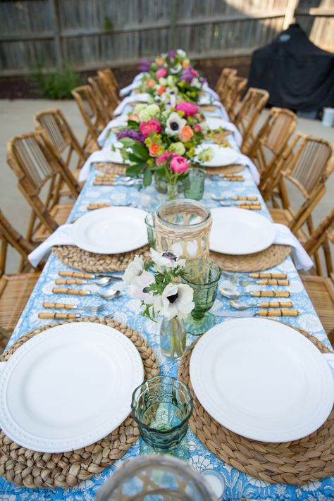 Bamboo Flatware, Rattan Charger, Spring Table Settings, Summer Tablescapes, Date Night At Home, Summer Centerpieces, Party Tablescapes, Table Setting Inspiration, Setting Inspiration