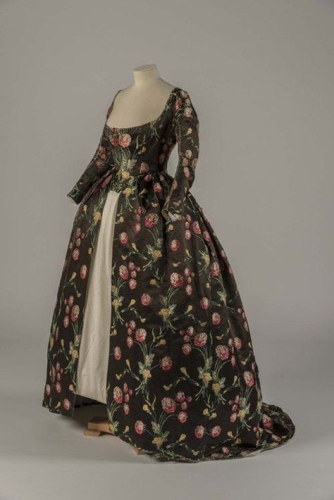 Dress ca. 1748, altered ca. 1780From the Fashion Museum, Bath on... | Fripperies and Fobs | Bloglovin’ 18th Century Dresses, 1700 Fashion, Fashion Museum, 18th Century Dress, Rococo Fashion, 18th Century Costume, 18th Century Clothing, Museum Fashion, Brocade Dress