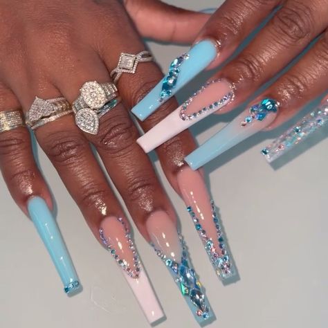 Black Nail Technicians 💅🏽 on Instagram: “Yaay Or Yaaaaaay? 😍 #BlacksNailedIt 💅🏽 Follow @SwitchTheLook For More Inspos On How To Switch Up Your Look 💫 - FOR ADS / PROMO REQUESTS,…” Coffin Shape Nails Long, Nail Rhinestone Design Ideas, Bling Acrylic Nails Rhinestones, Dope Blue Nails, Blinged Out Nails Rhinestones, Long Exotic Nail Designs, Exotic Birthday Nails, Exotic Nail Designs, Purple Acrylic Nails