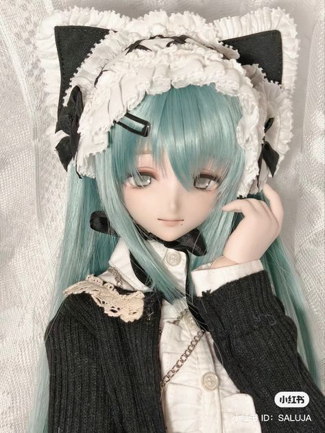 #bjds #dollmakeup #dollmaker #dolls #bjddoll #bjdmakeup #balljointeddoll #japanesedoll Doll Hairstyles, Doll Anime, Anime Doll, Doll Plushies, Doll Aesthetic, Ball Jointed Doll, Japanese Doll, Doll Makeup, Dream Doll