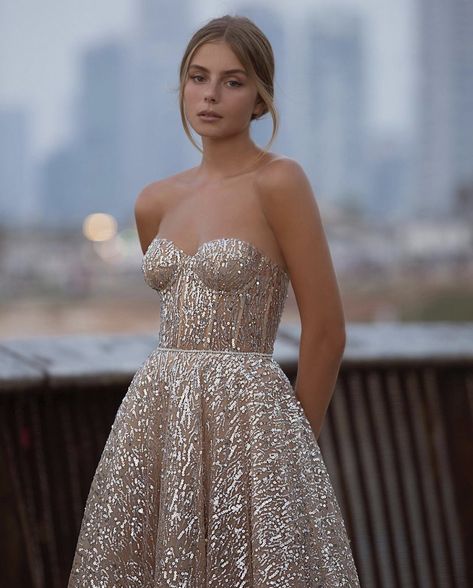 la femme dans l’art on Twitter: "Berta gown… " Lace Prom Dresses, Strapless Evening Dress, A Line Evening Dress, Sweetheart Prom Dress, Gowns Prom, Strapless Midi Dress, Short Prom, Prom Dresses Lace, Evening Gowns Formal